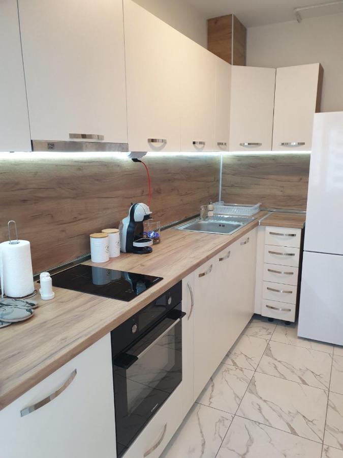 Apartment The Room بورغاس المظهر الخارجي الصورة